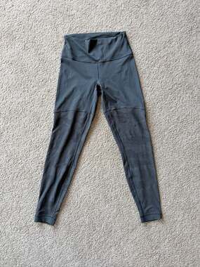 Lululemon Sheer Will High-Rise Tight 28" Camo Leggings in Graphite Grey